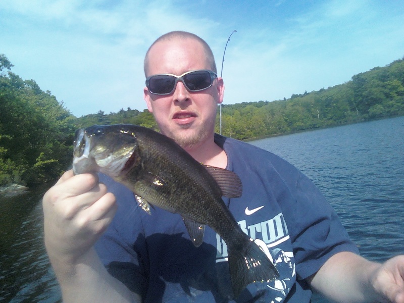 Fishing near Medway in Norfolk County, Massachusetts - MA Fish Finder