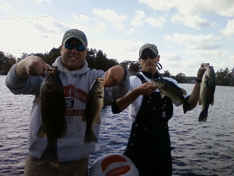  2.9 SMALLIE AND 2ND PLACE AT WEBSTER LAKE