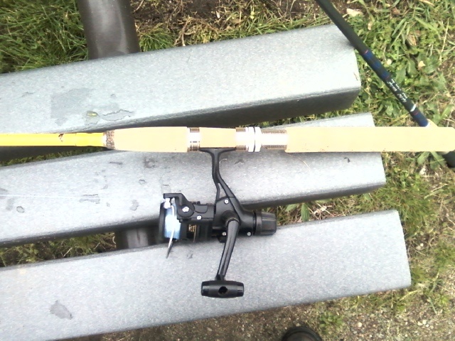 Noodle rod reel seat